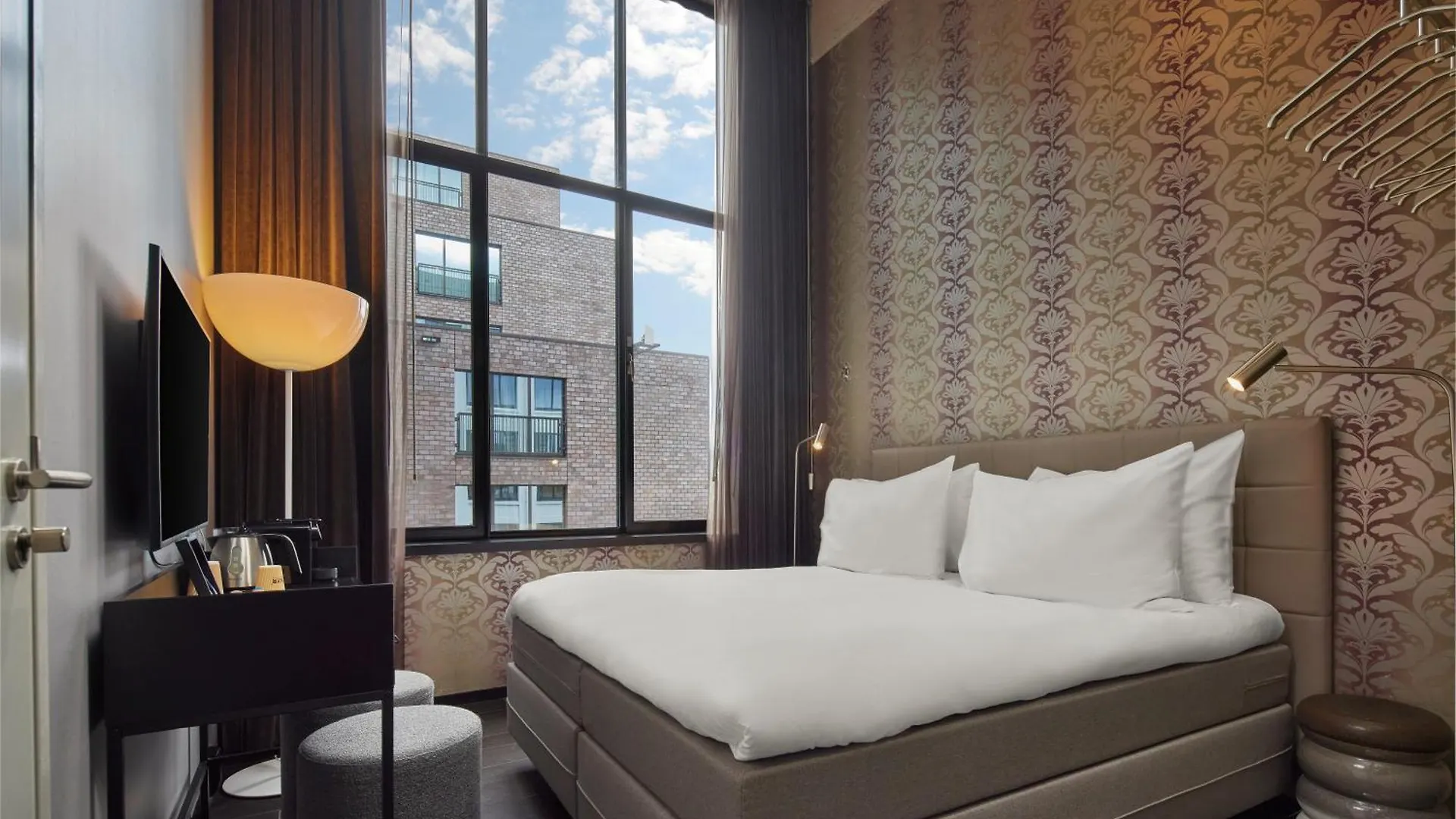 Westcord Hotel Eindhoven 4*,  Holandia