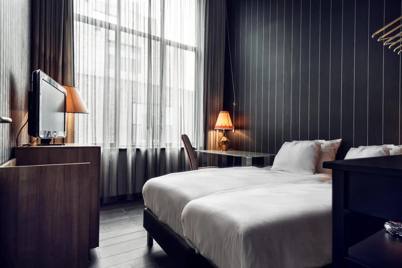 Westcord Hotel Eindhoven 4*,